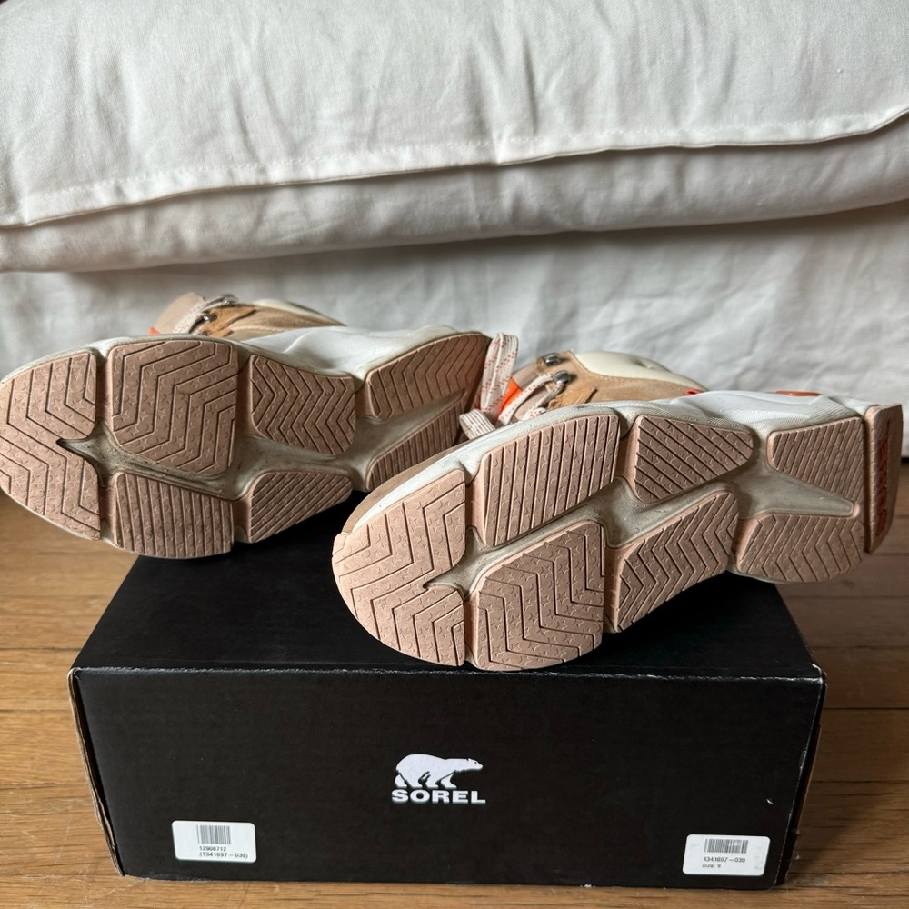 Sorel KINETIC Tawny Buff and Orange High-Top Waterproof Fall/Winter Boots Size 9 - Picture 6 of 9